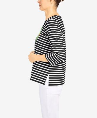 Petite Classics Wreath Stripe Top by ALFRED DUNNER