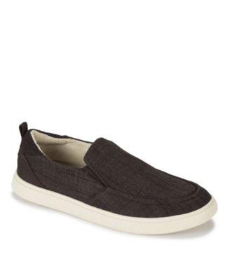 Men's Lincoln Casual Slip On Sneakers by BARETRAPS