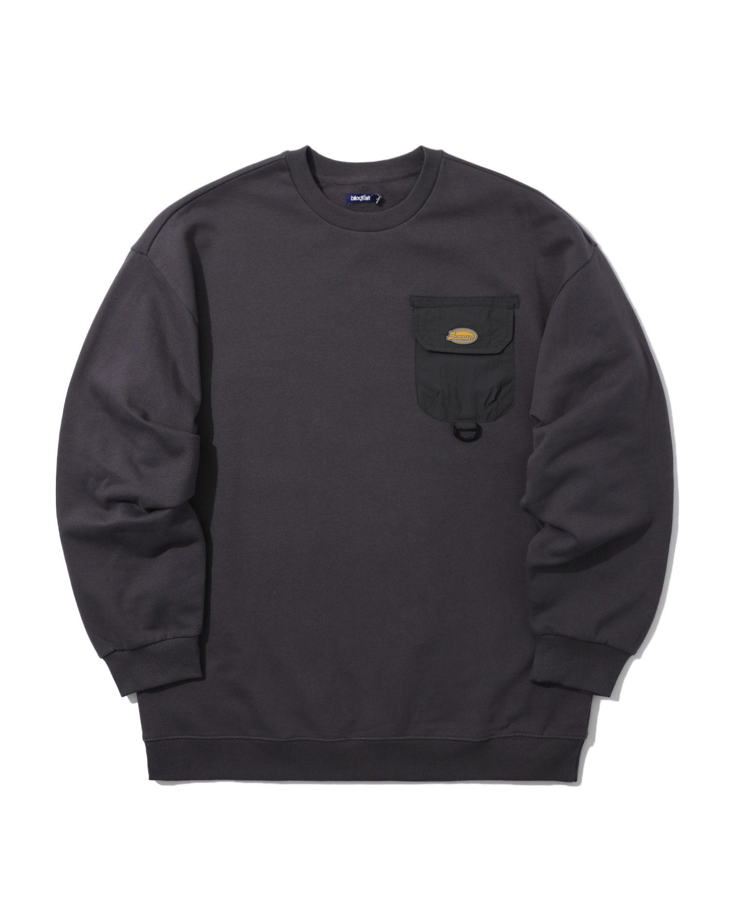 Pocketed sweatshirt by BLOCKAIT