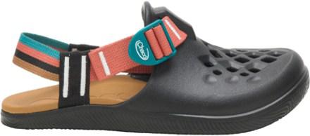 Chillos Clogs by CHACO