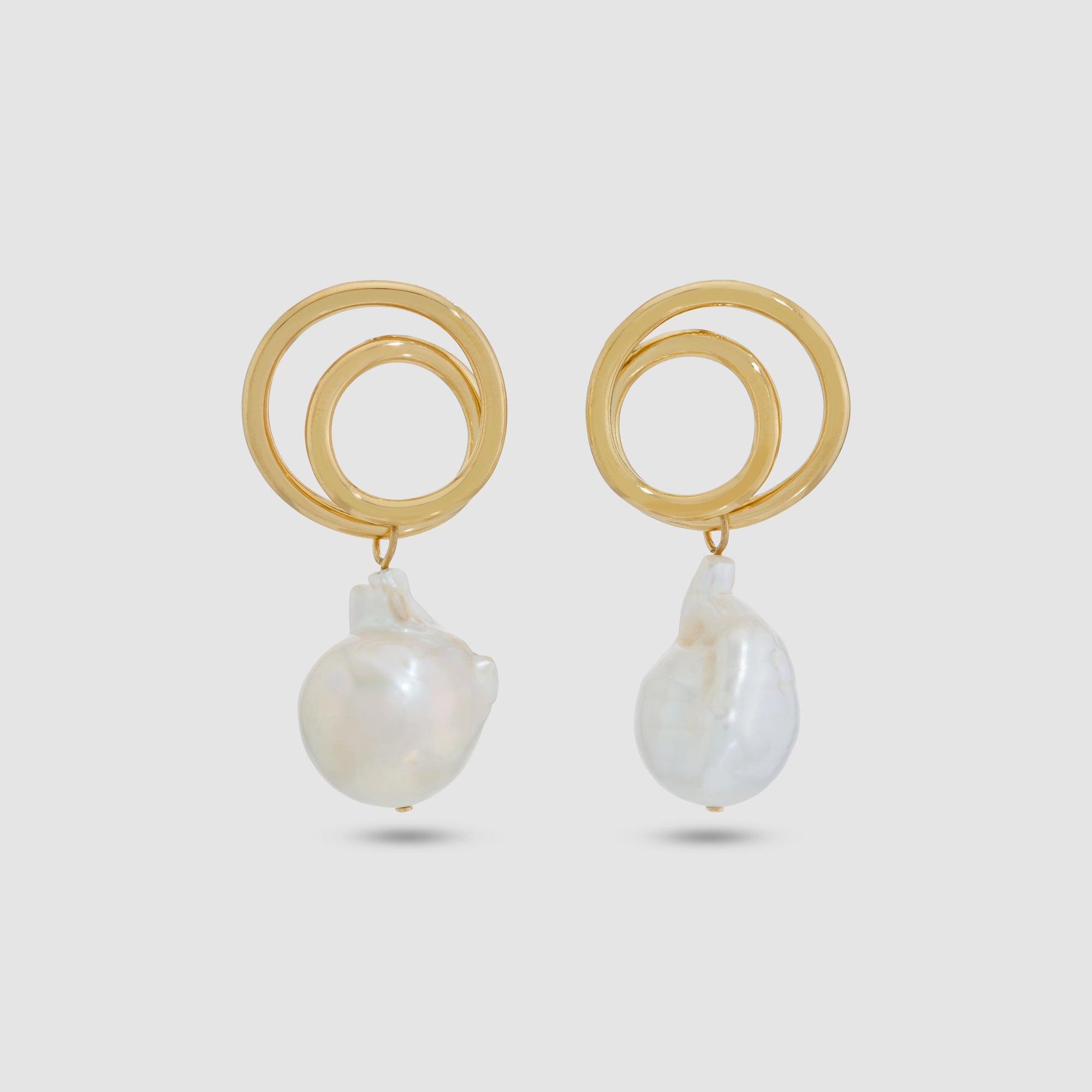 Completedworks Spiral Earrings with Fresh Water Pearls by COMPLETEDWORKS