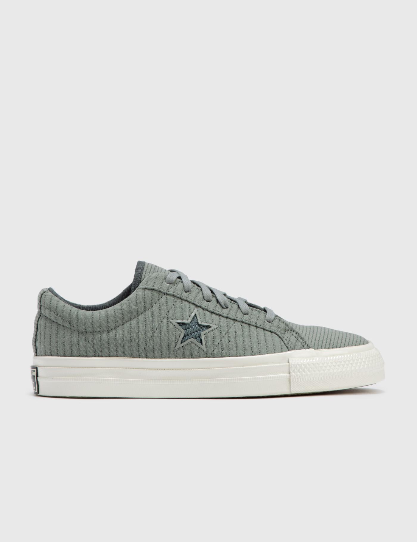 One Star by CONVERSE