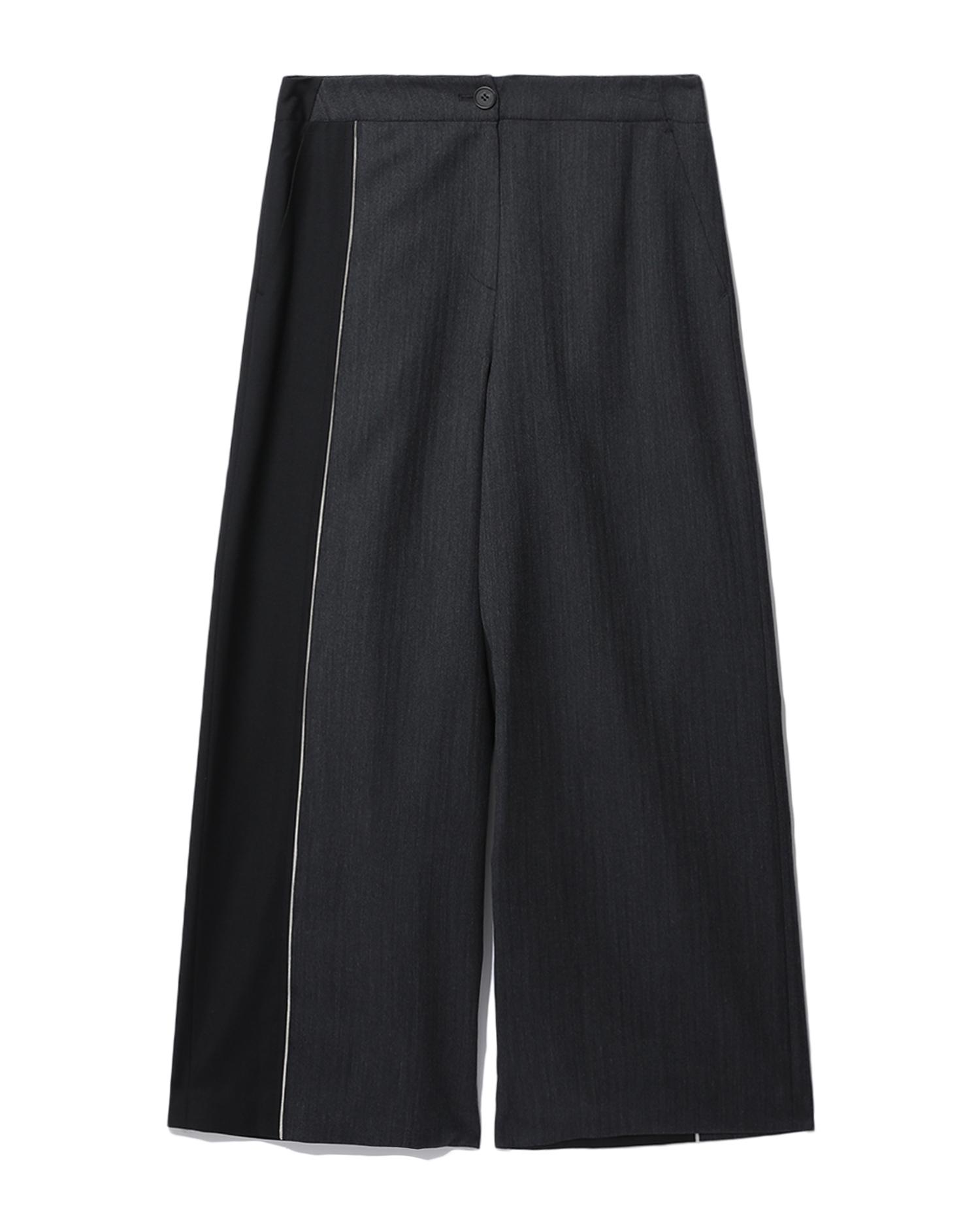 Contrast piping tailored pants by D'DEMOO