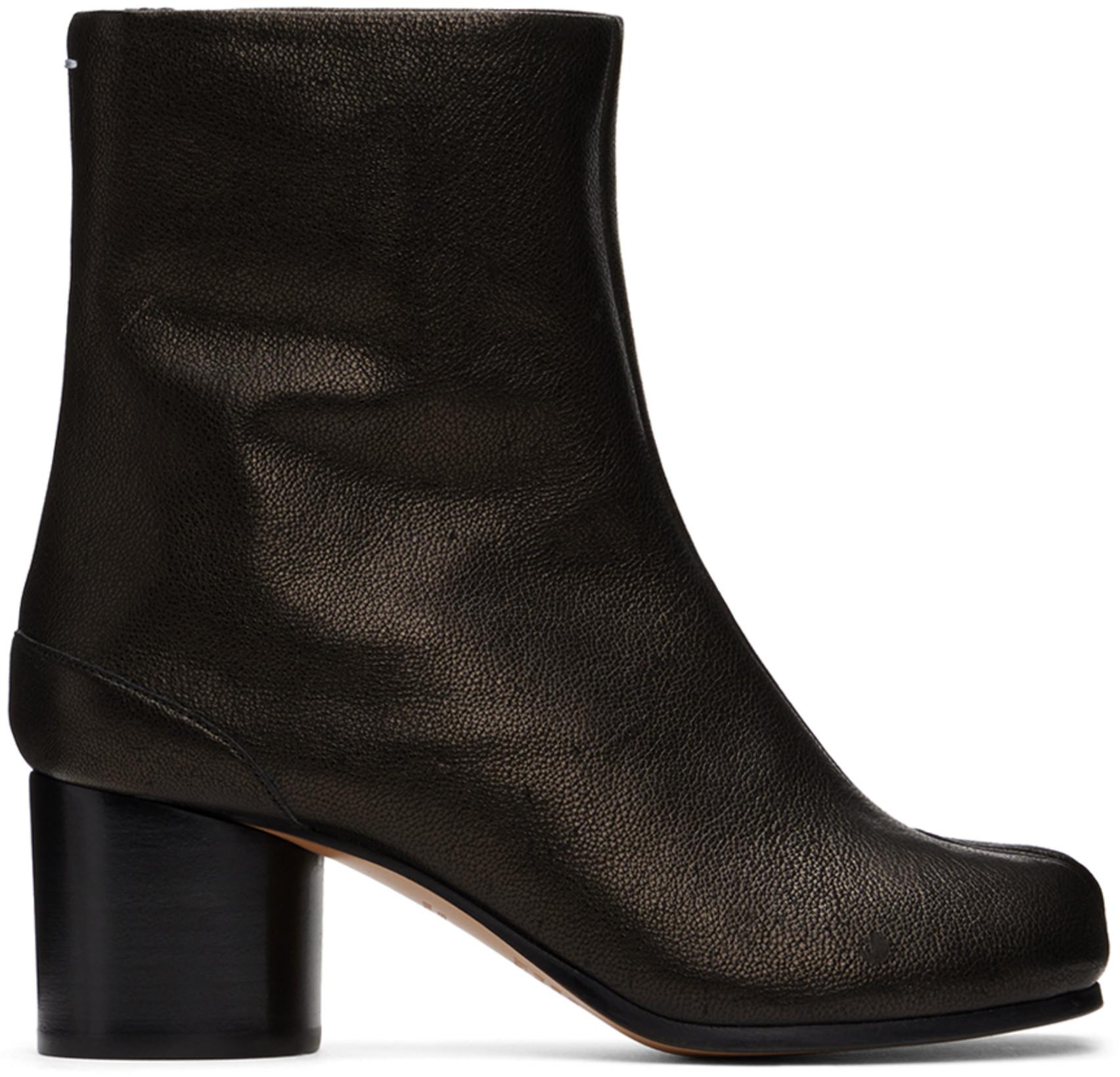 Black Rubber Tabi Boots by MAISON 