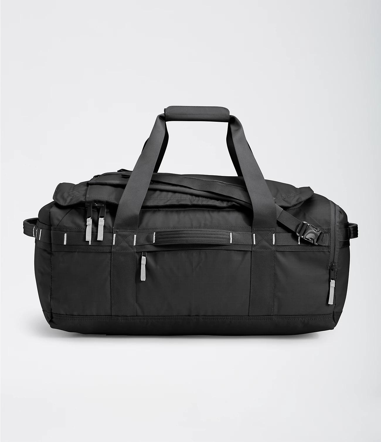 base camp voyager duffel 62 l