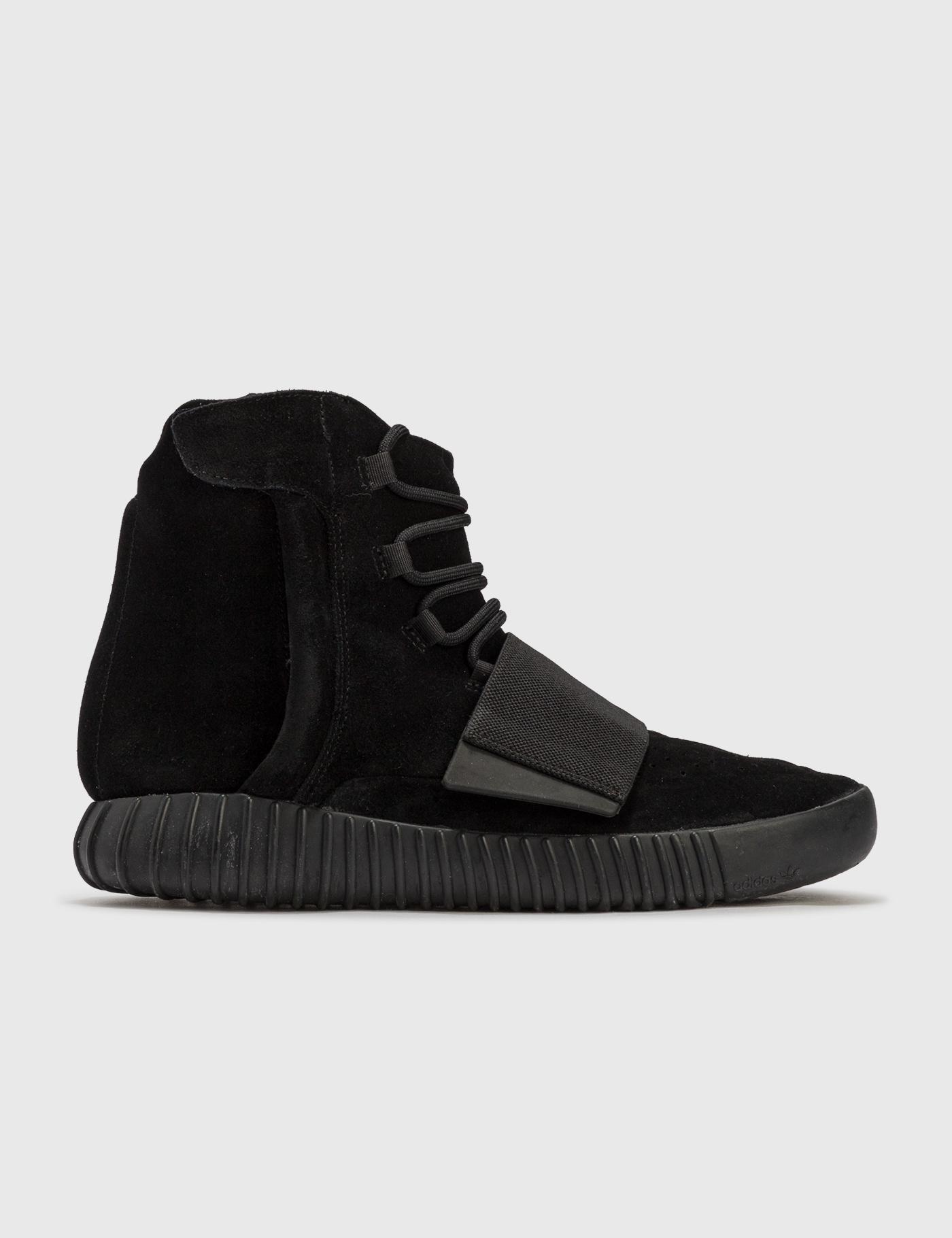 YEEZY BOOST 750 by YEEZY